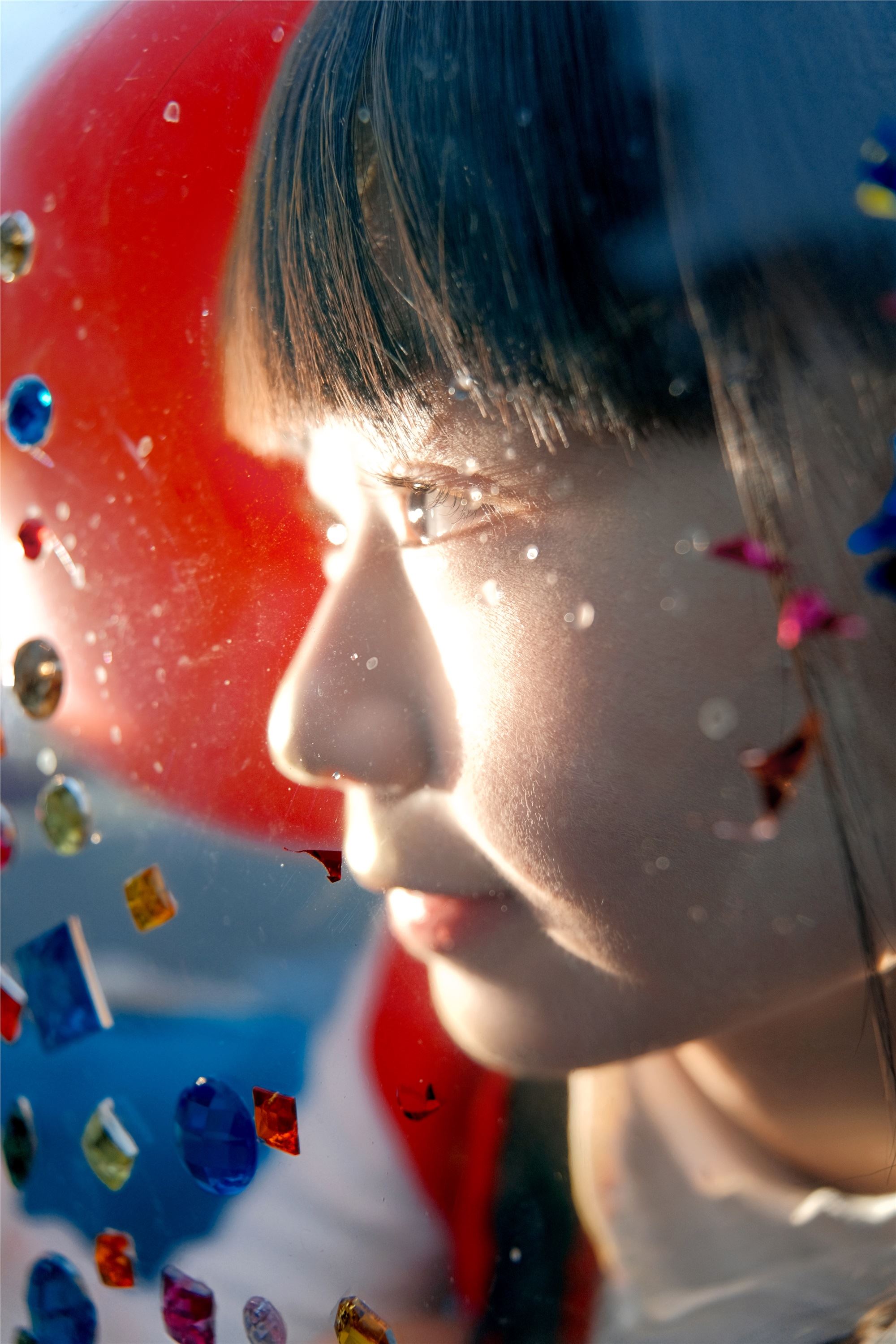 YITUYU 艺图语 2025.03.11 闪亮的新年 是三金呀